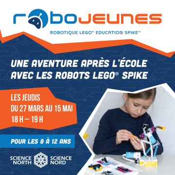 robojeunes ; photo d'une jeune fille jouant avec un robot lego spike